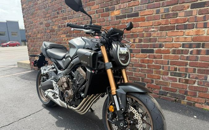2026 CB650R E-Clutch - Honda