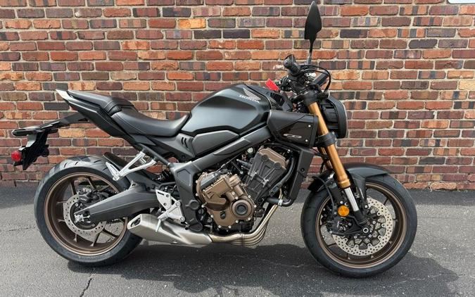 2026 CB650R E-Clutch - Honda