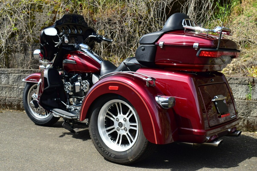 2016 Harley-Davidson Tri Glide Ultra flhtcutg