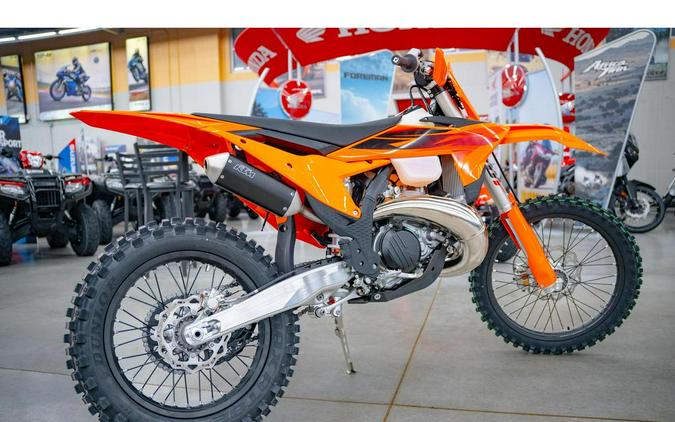2027 KTM 300 XC