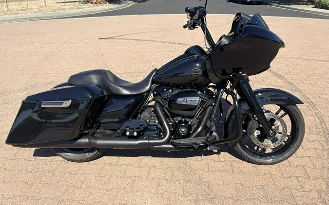 FLTRXS 2018 Road Glide® Special