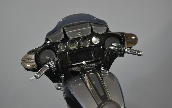 2021 Harley-Davidson Street Glide Special Gauntlet Gray Metallic - Black Finish