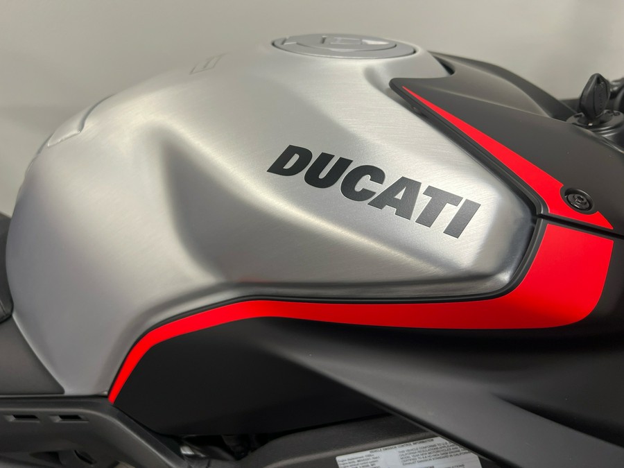 2021 Ducati Panigale V4 SP