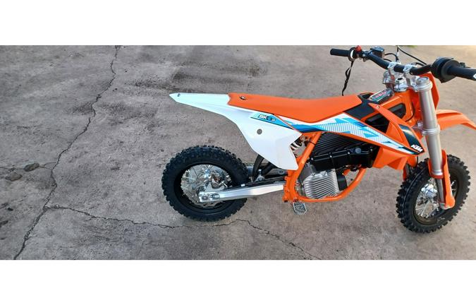 2024 KTM SX-E 3