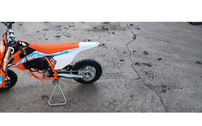 2024 KTM SX-E 3