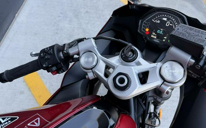 2025 Triumph Daytona 660 Carnival Red/Sapphire Black