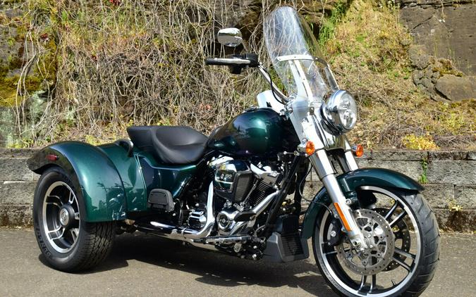 2021 Harley-Davidson Freewheeler Snake Venom