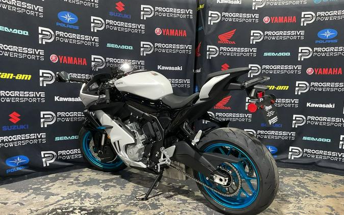 2026 CFMOTO 675SS