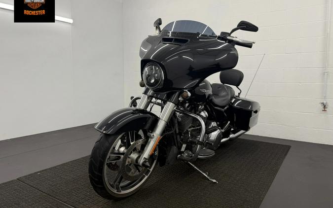 2017 Harley-Davidson Street Glide® Special