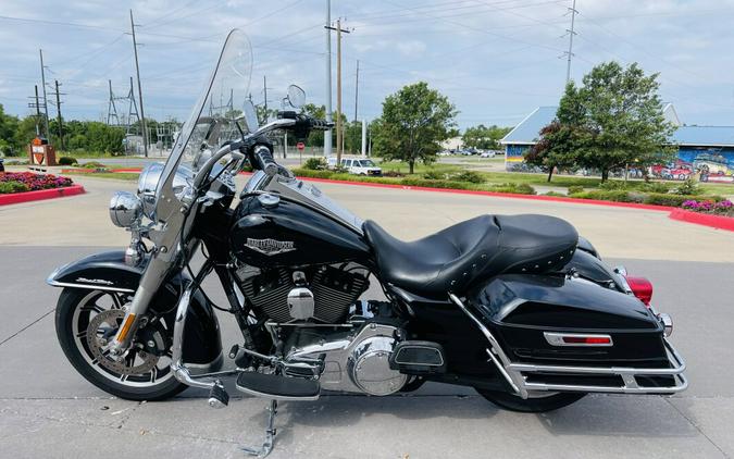 2014 Harley-Davidson Road King FLHR