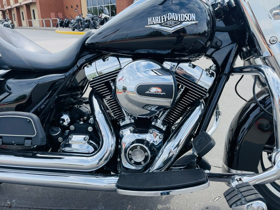 2014 Harley-Davidson Road King FLHR