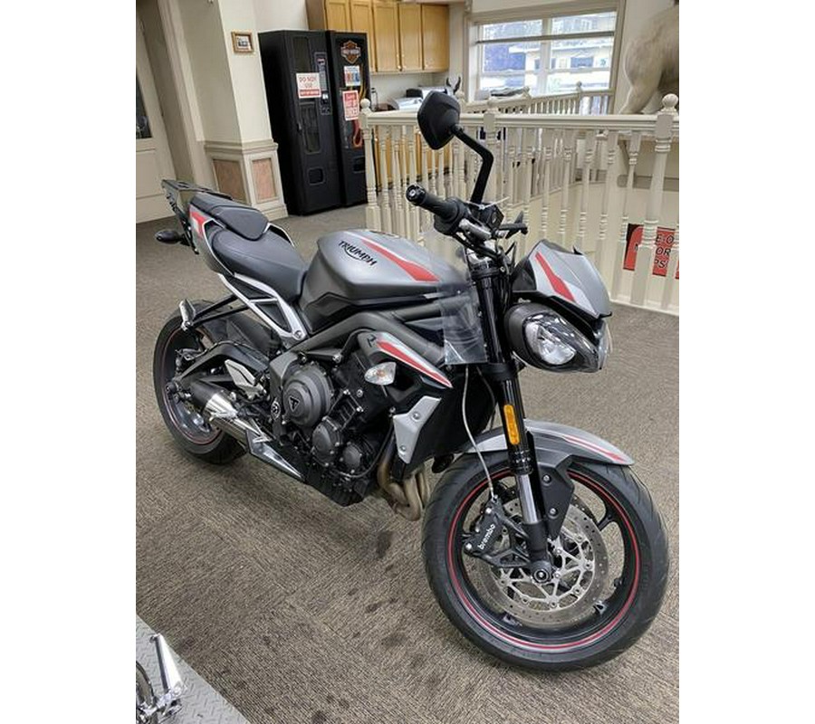 2022 Triumph Street Triple R Low Matte Silver Ice