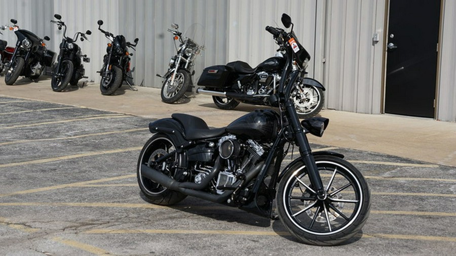 2013 Harley-Davidson Softail FXSB - Breakout
