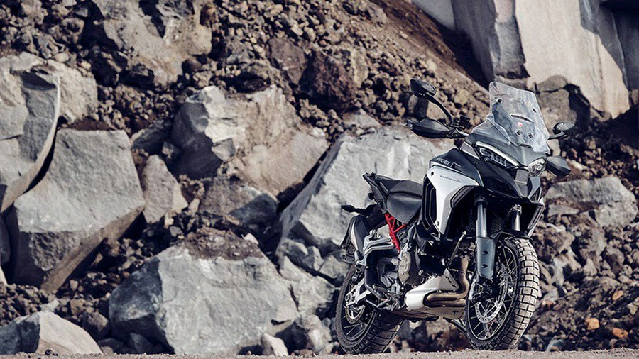 2021 Ducati Multistrada V4 S Travel & Radar