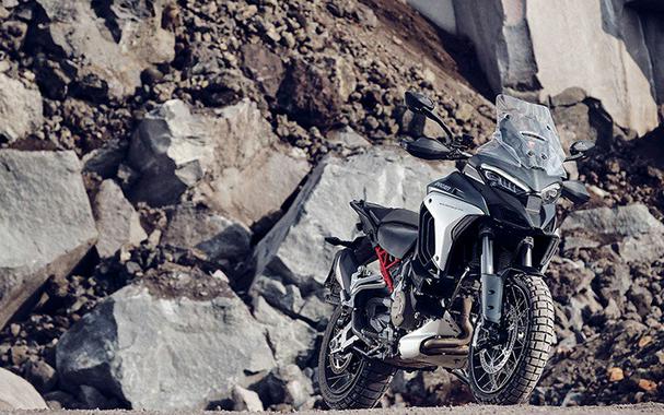 2021 Ducati Multistrada V4 S Travel & Radar