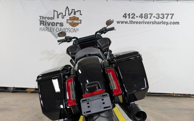 2026 Harley-Davidson® Road Glide® Vivid Black Black Trim