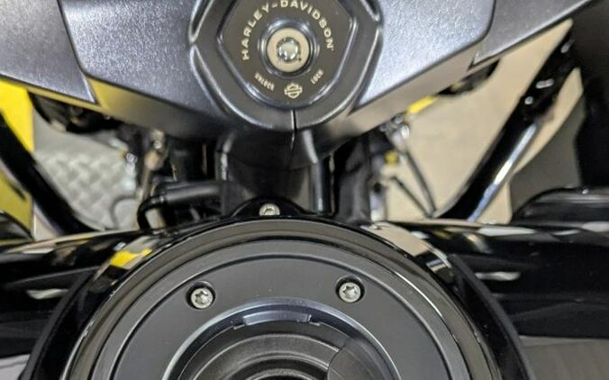2026 Harley-Davidson® Road Glide® Vivid Black Black Trim