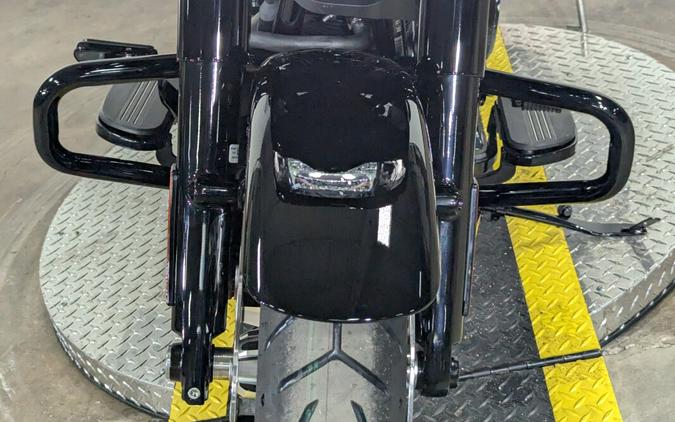 2026 Harley-Davidson® Road Glide® Vivid Black Black Trim