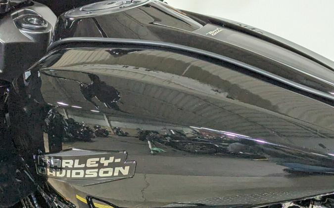 2026 Harley-Davidson® Road Glide® Vivid Black Black Trim