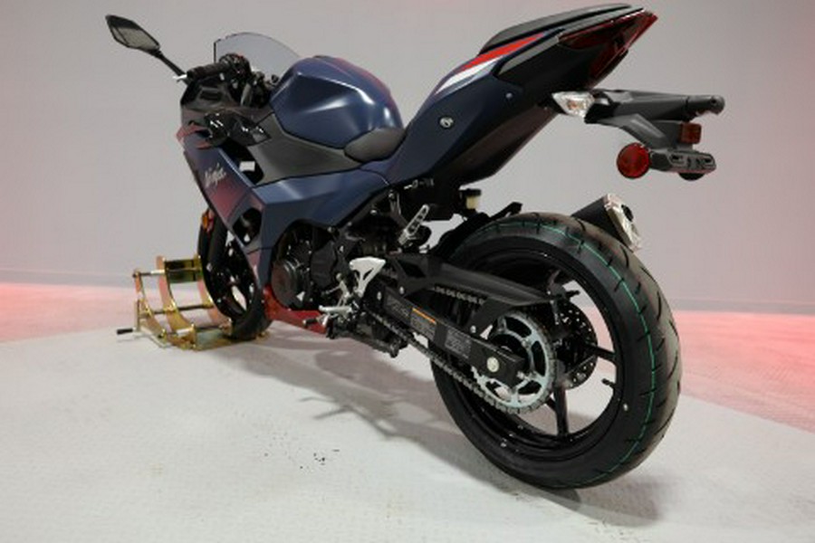 2026 Kawasaki Ninja® 500 ABS