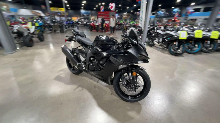2027 Kawasaki NINJA ZX-6R ABS