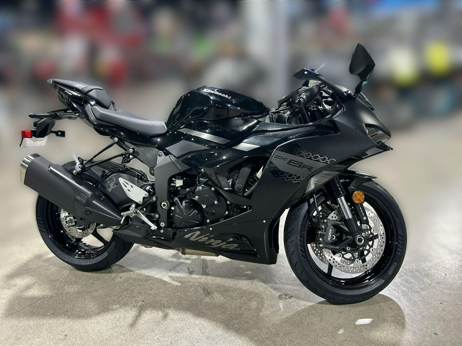 2027 Kawasaki NINJA ZX-6R ABS