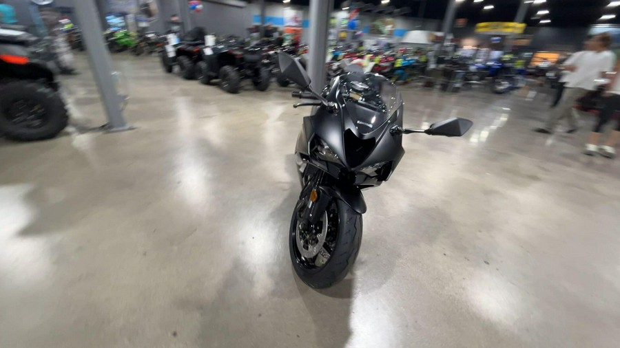 2027 Kawasaki NINJA ZX-6R ABS