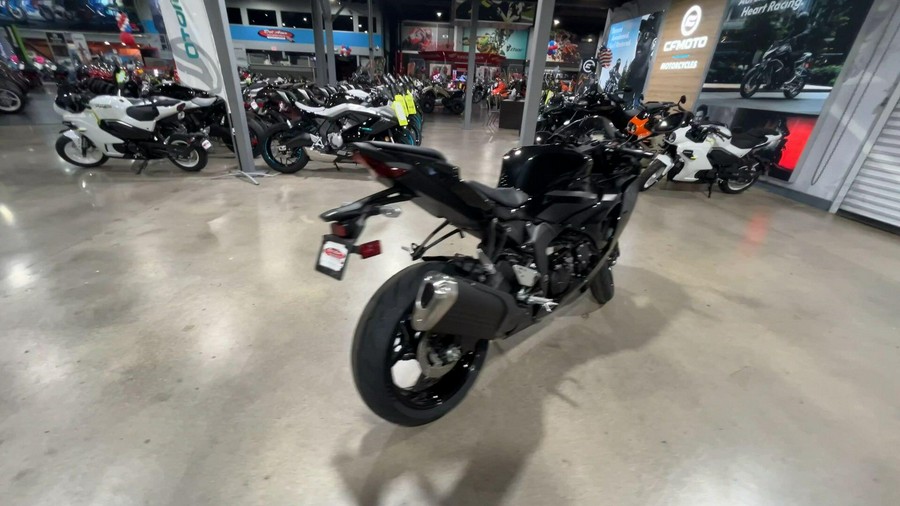 2027 Kawasaki NINJA ZX-6R ABS