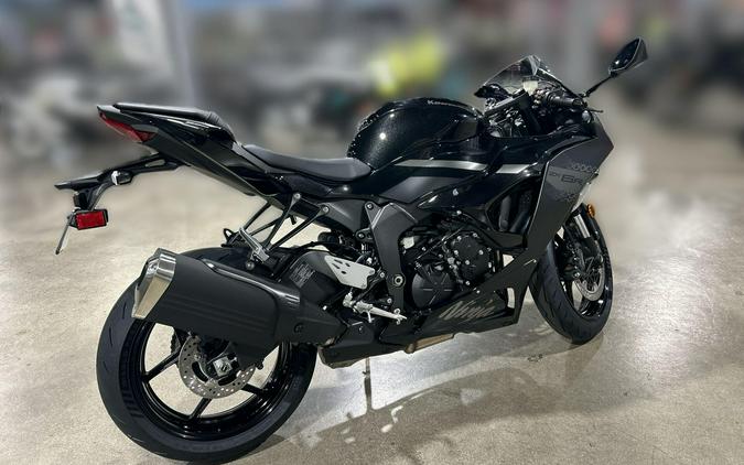 2027 Kawasaki NINJA ZX-6R ABS