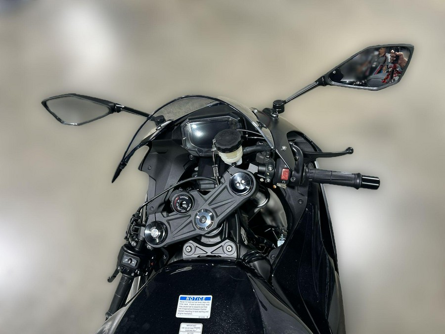 2027 Kawasaki NINJA ZX-6R ABS