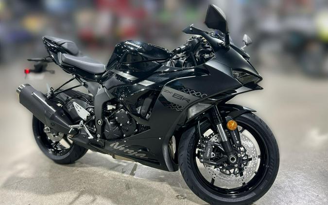 2027 Kawasaki NINJA ZX-6R ABS