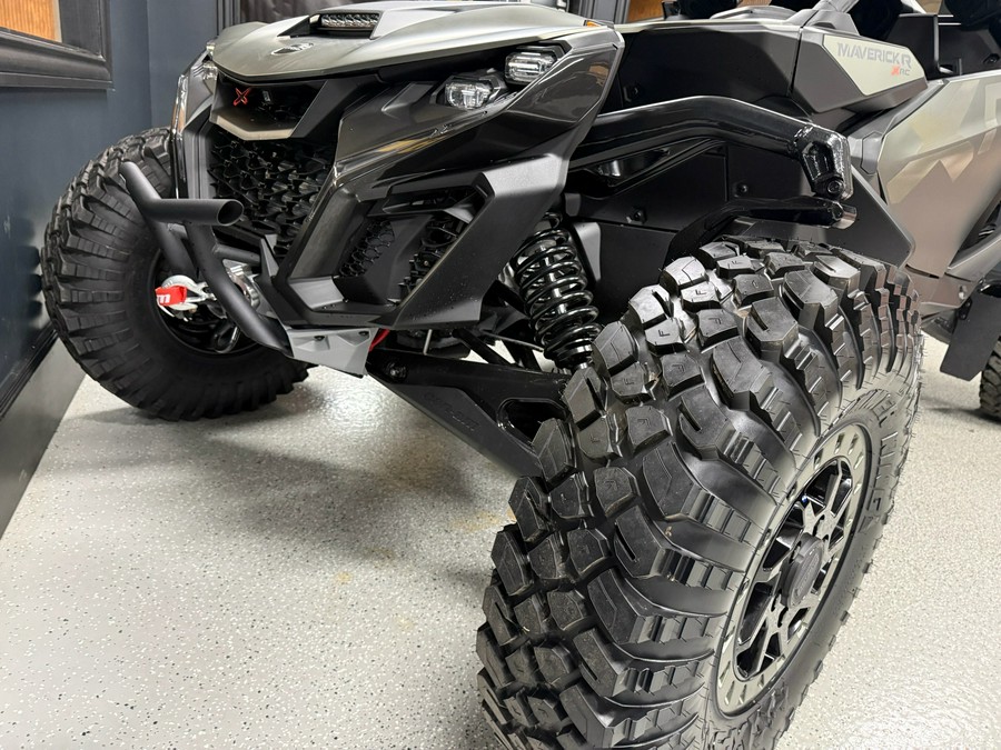 2026 Can-Am Maverick R X RC