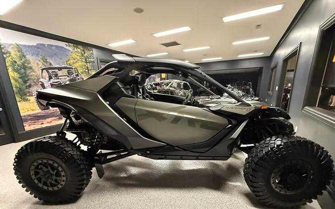 2026 Can-Am Maverick R X RC
