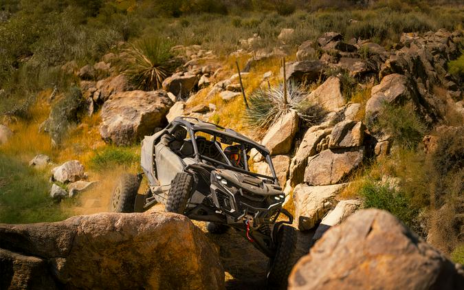 2026 Can-Am Maverick R X RC