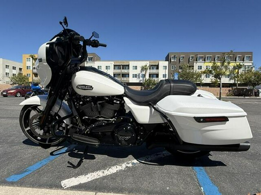 FLHX 2024 Street Glide®