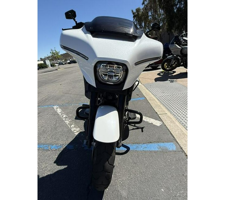 FLHX 2024 Street Glide®