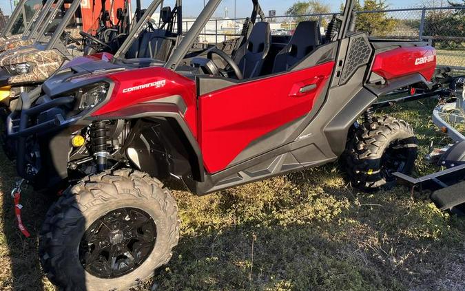 2024 Can-Am® Commander XT 700