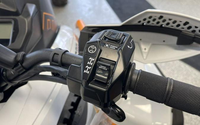 2026 Can-Am RENEGADE XMR 650 - CATALYST GREY ATV