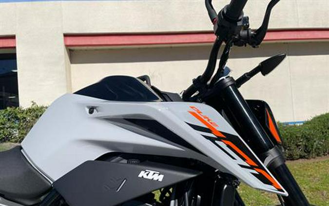 2023 KTM 790 Duke