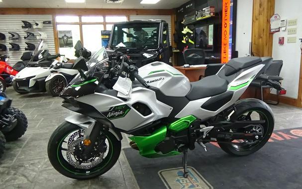 2024 Kawasaki Ninja 7 Hybrid ABS