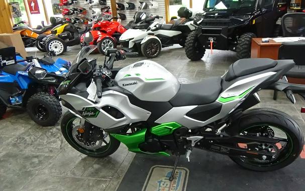 2024 Kawasaki Ninja 7 Hybrid ABS