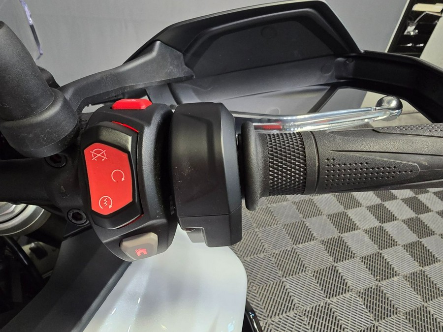 2025 Triumph Tiger 900 GT Pro