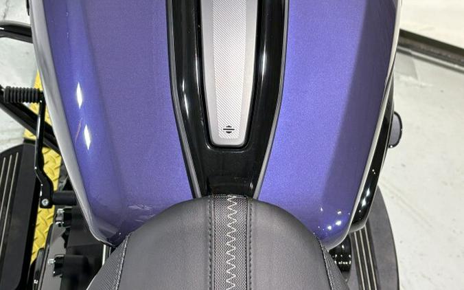 2026 Harley-Davidson® Road Glide® Purple Abyss - Black