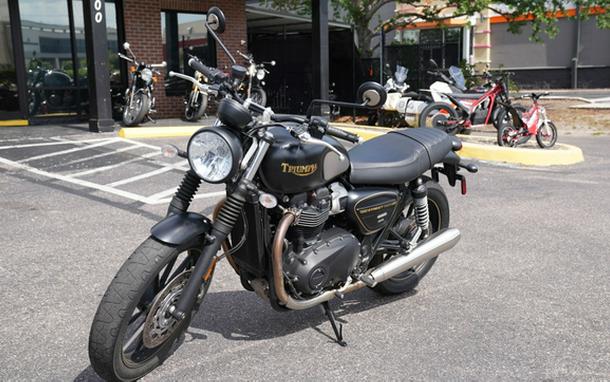 2022 Triumph Street Twin Goldline Base