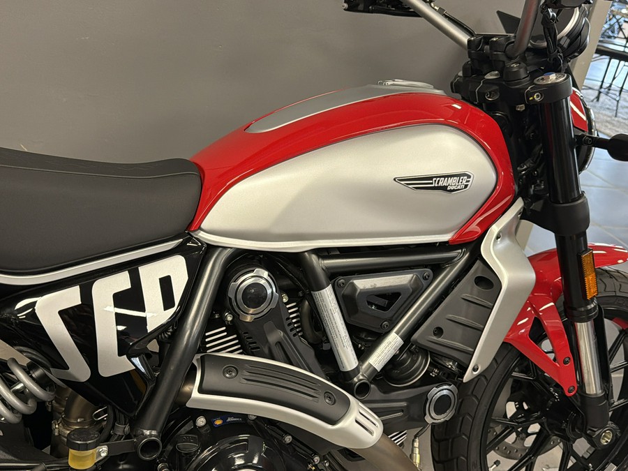 2025 Ducati Scrambler Icon