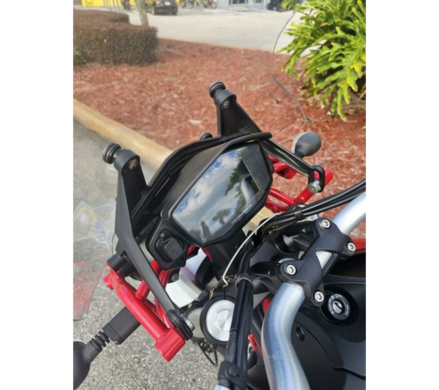 2020 Moto Guzzi V85 TT