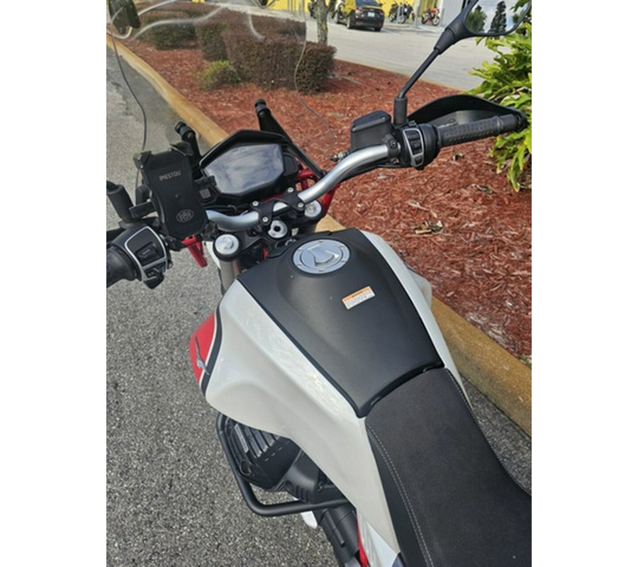 2020 Moto Guzzi V85 TT