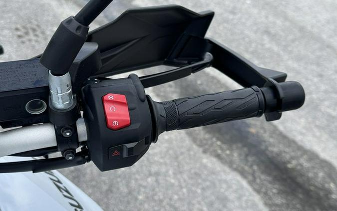2026 Suzuki V-Strom 800DE