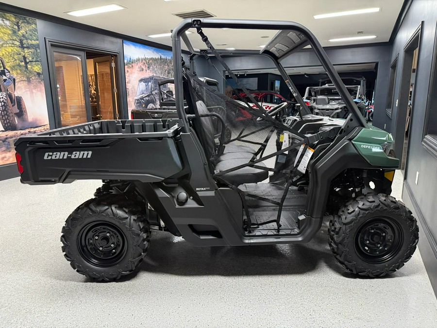 2026 Can-Am Defender HD9