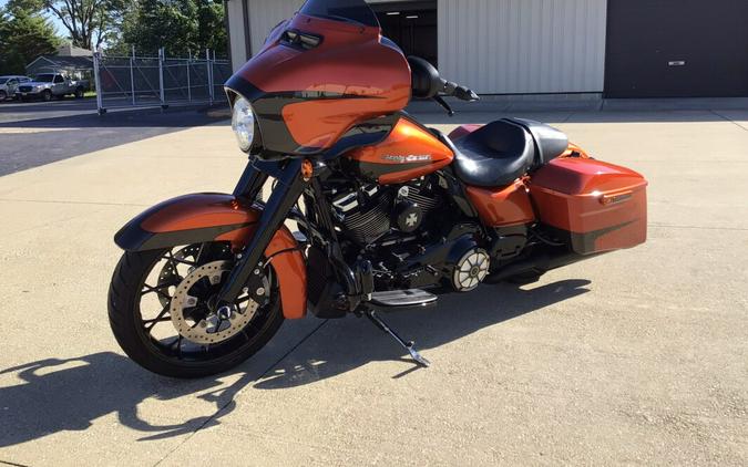 2020 FLHXS Street Glide® Special